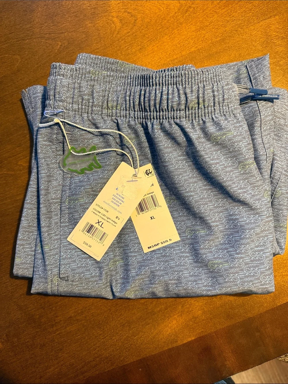 NWT - Southern Tide Light Indigo Alligator Patterned Kids Swim Trunks - XL